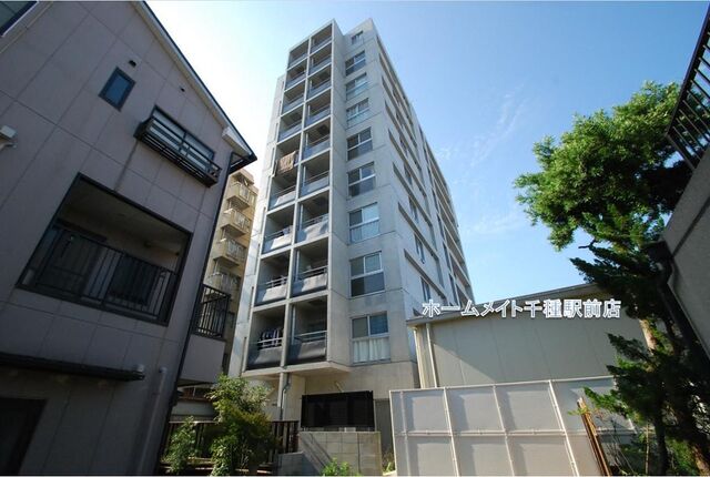 クロサスレジデンス徳川園の外観