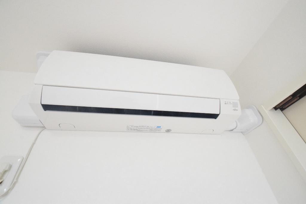 拡大写真:ラファン新栄 3階301のエアコン