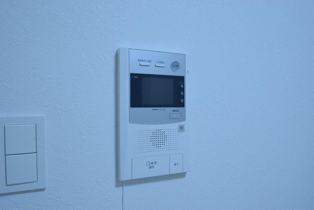 拡大写真:IE伏見 3階301のカメラ付インターホン