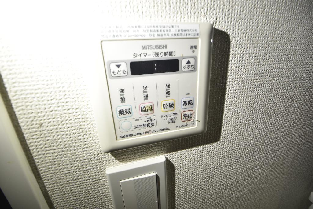 拡大写真:CASA+α名駅南 8階802の浴室乾燥機
