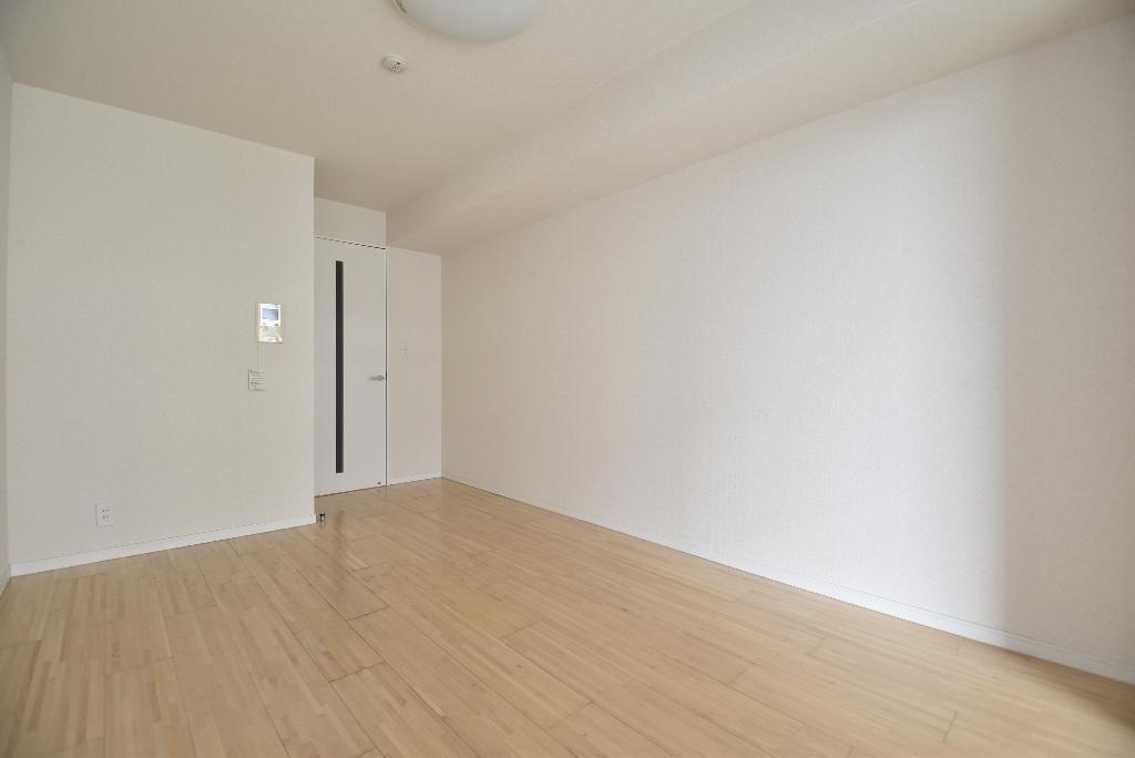 拡大写真:CASA+α名駅南 8階802の居間