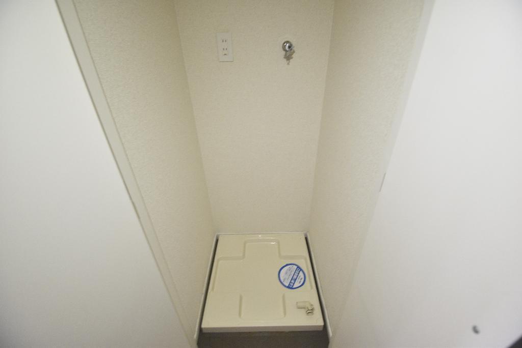 拡大写真:CASA+α名駅南 8階802の洗濯機置場