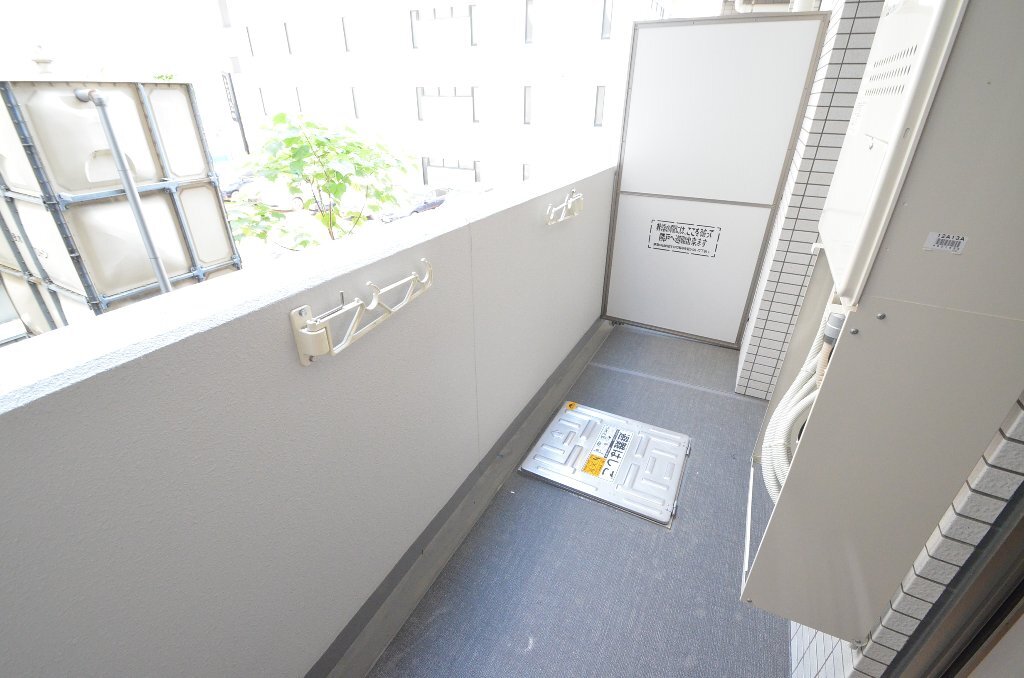 拡大写真:プレサンス名古屋STATIONルミアス 9階901のバルコニー