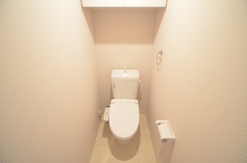 拡大写真:プレサンス名古屋STATIONルミアス 9階901のトイレ