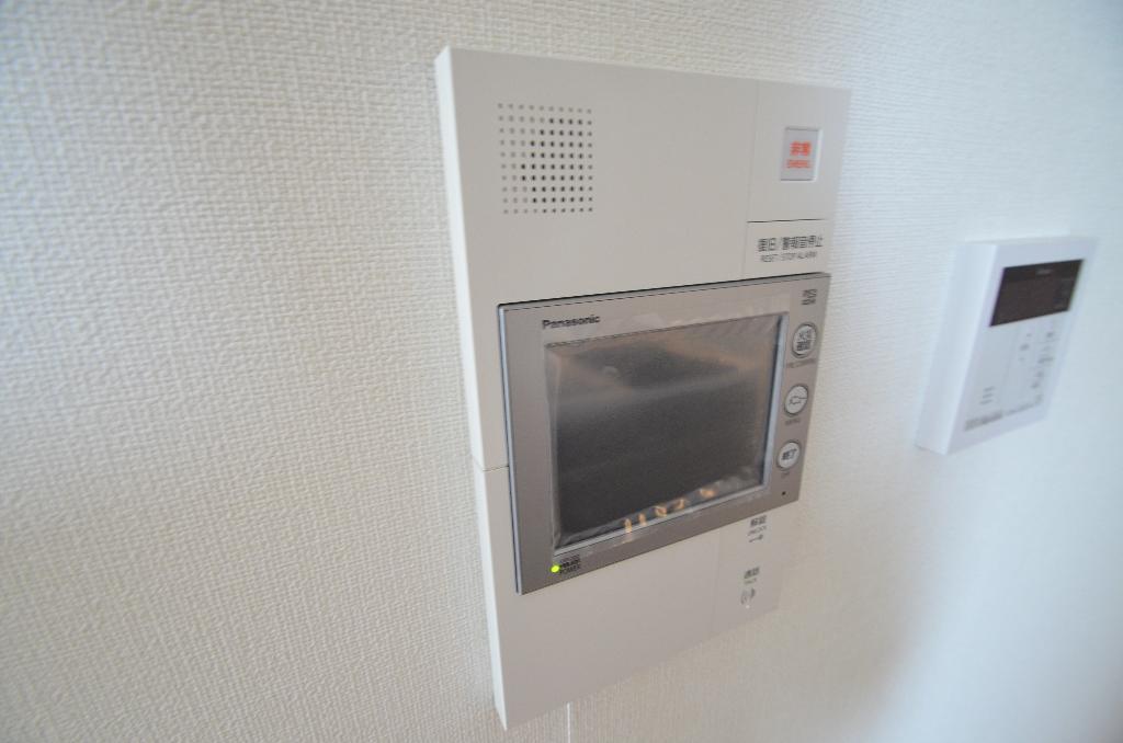 拡大写真:AMBER HOUSE Horita (アムバーハウス ホリタ) 5階501のカメラ付インターホン