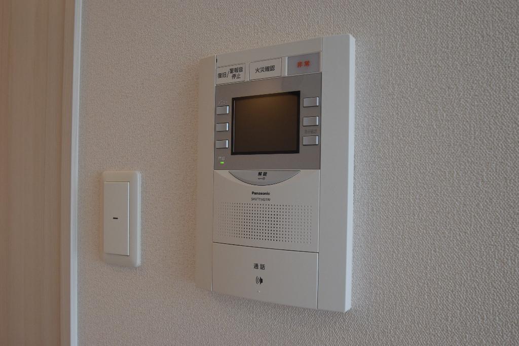 拡大写真:プレサンス広小路通 葵 14階1410のカメラ付インターホン