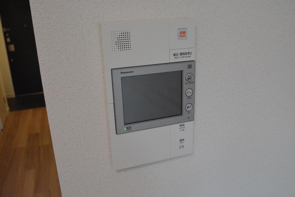 拡大写真:プレサンス ジェネ 新栄町駅前 葵 15階1513のカメラ付インターホン