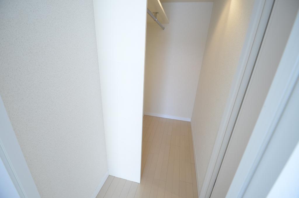 拡大写真:ミュプレ矢場町 13階1303のウォークインクローゼット