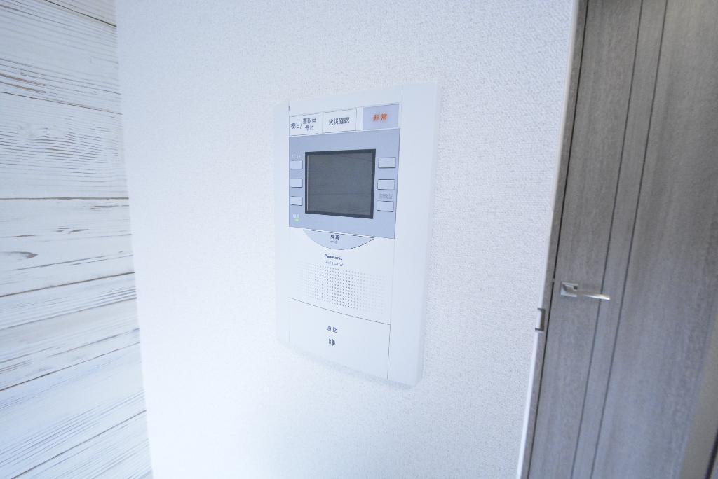 拡大写真:アステリ鶴舞ディオ 6階604のカメラ付インターホン