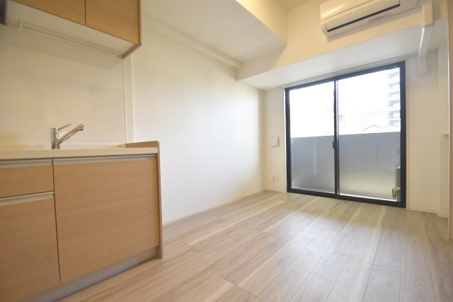 拡大写真:ストーリア名古屋城西 2階204の居間