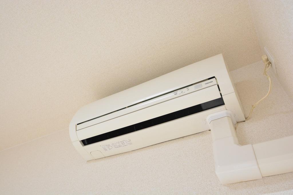 拡大写真:グランルージュ栄 Ⅱ 10階1001のエアコン