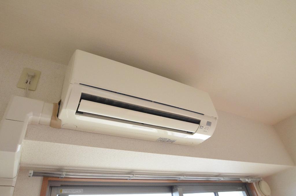 拡大写真：パークビラ瑞穂 4階402のエアコン