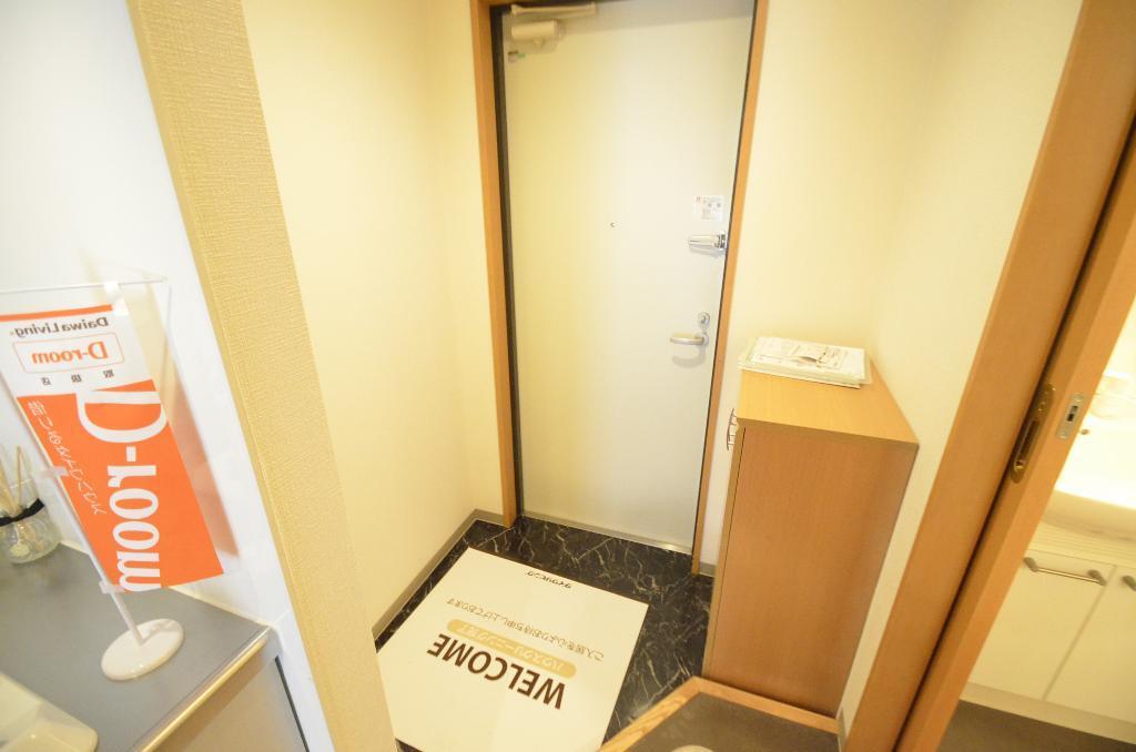 拡大写真:セントラルハイツ名古屋 2階203の玄関