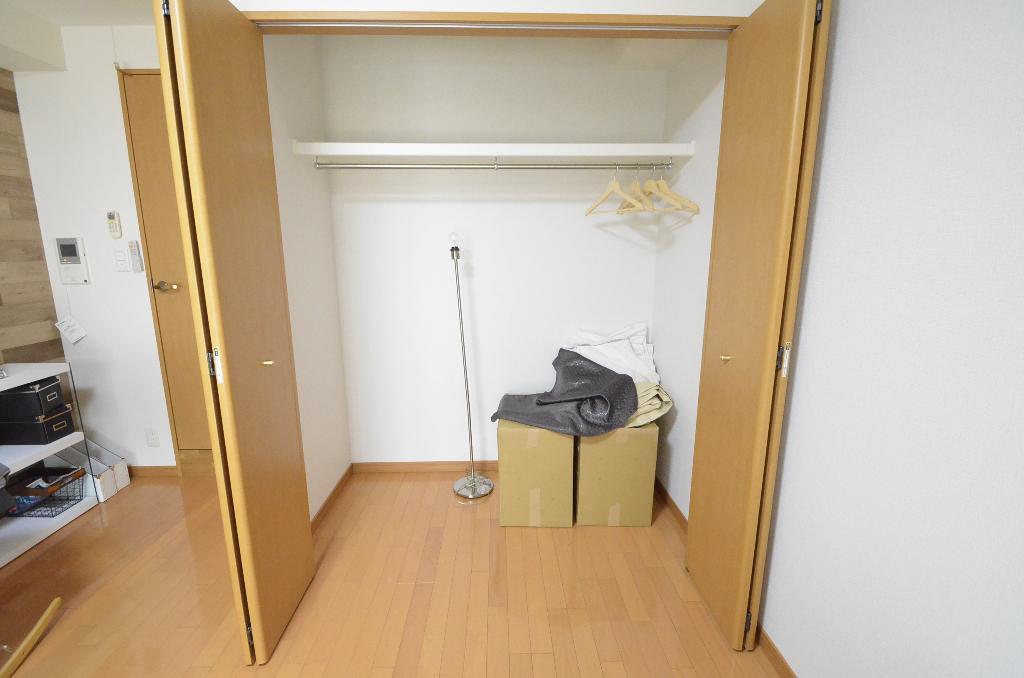拡大写真:セントラルハイツ名古屋 2階203のクローゼット