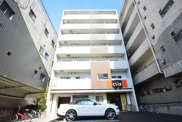 拡大写真:ホワイトクレスト 3階402の外観