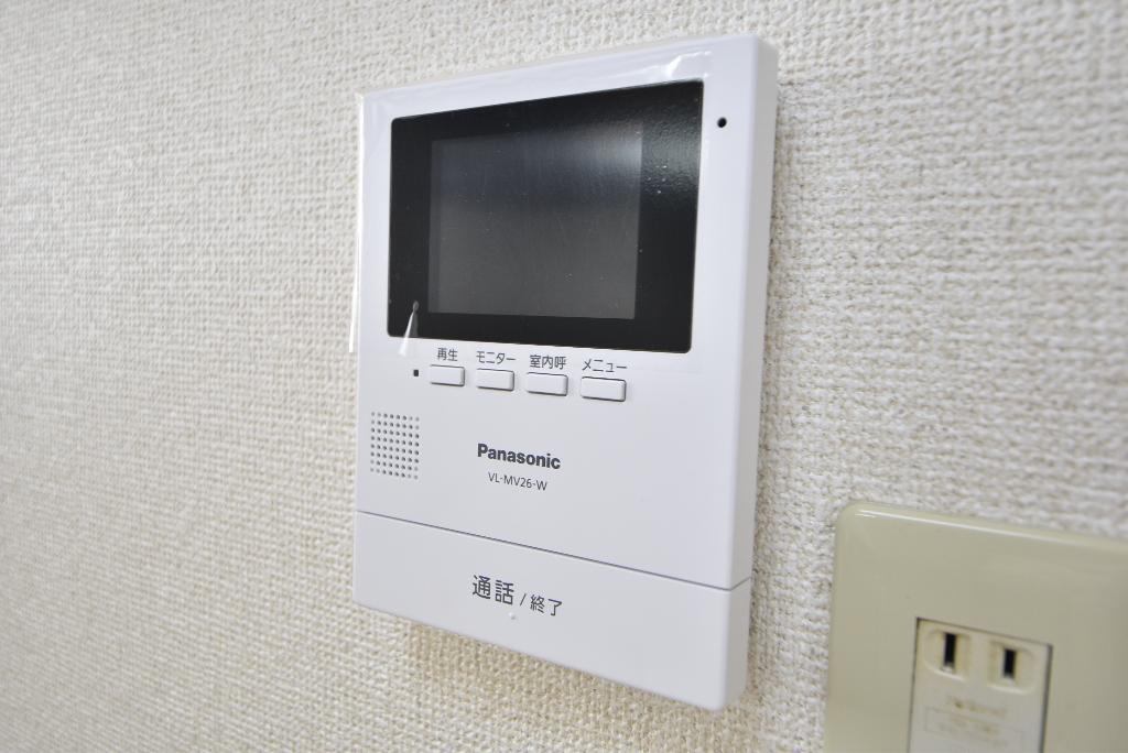 拡大写真:リバーサイドゆう 2階201のカメラ付インターホン