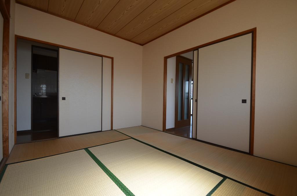 拡大写真:サニーコート坂野 3階302の内装