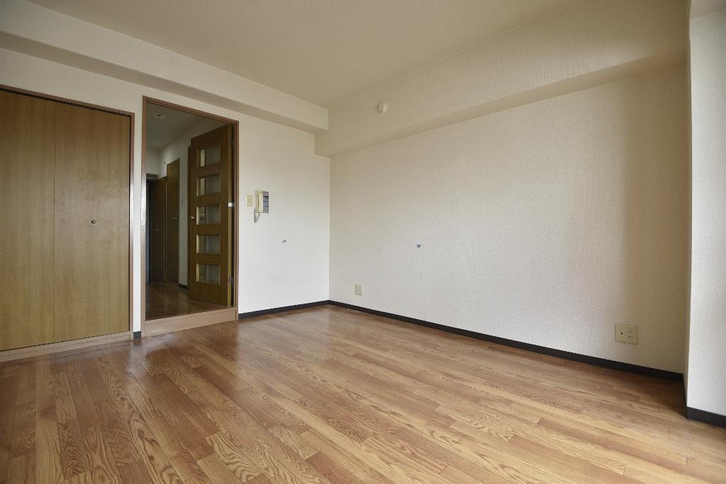 拡大写真: CALM TAIKOH BLD. 5階501の居間