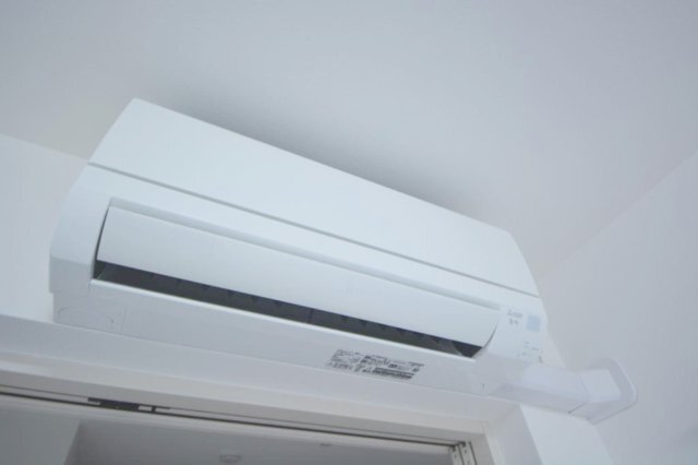 拡大写真:メイクスR高畑 3階302のエアコン