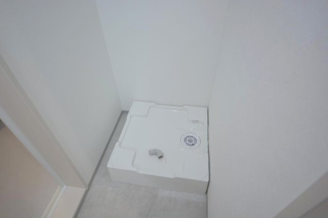 拡大写真:メイクスR高畑 3階302のその他