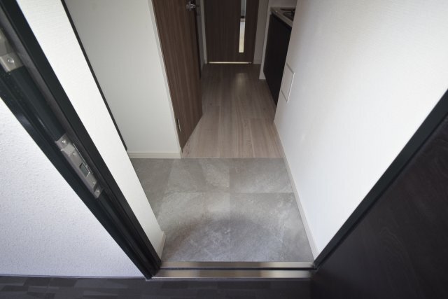拡大写真:S-RESIDENCE名駅北alesia(アレシア) 2階202の玄関