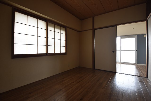 拡大写真:ヴァリアブル入場 3階311の内装