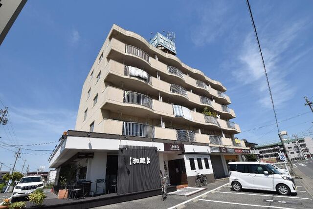 拡大写真:プレズ名古屋入場 5階501の外観