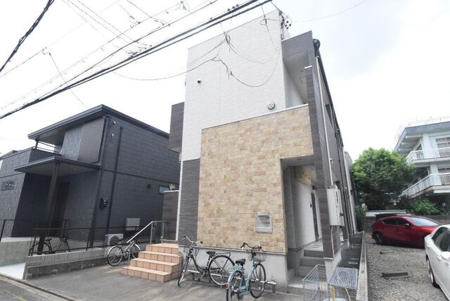 写真：プランドール東海通の外観