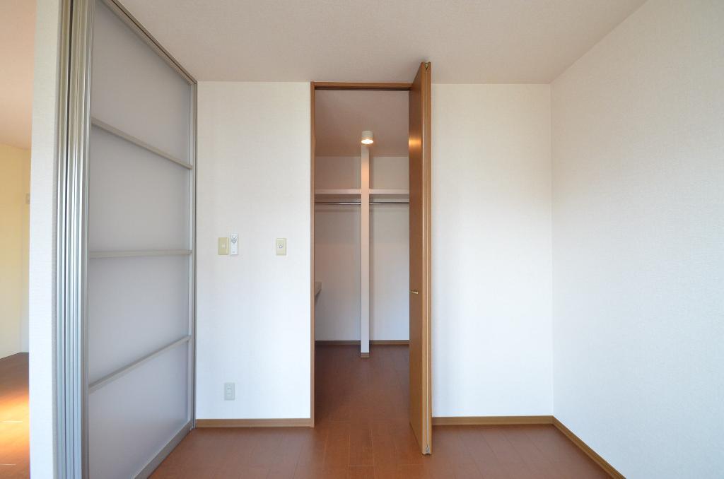拡大写真:パラーシオ 2階202のクローゼット