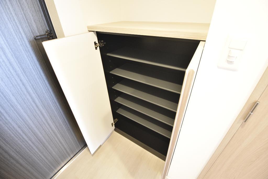 拡大写真:S‐RESIDENCE名駅WEST 5階508の収納