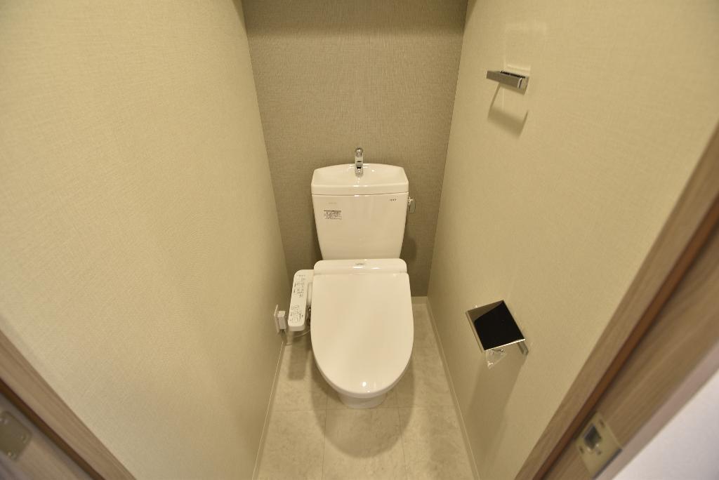 拡大写真:S‐RESIDENCE名駅WEST 5階508のシャワー付トイレ