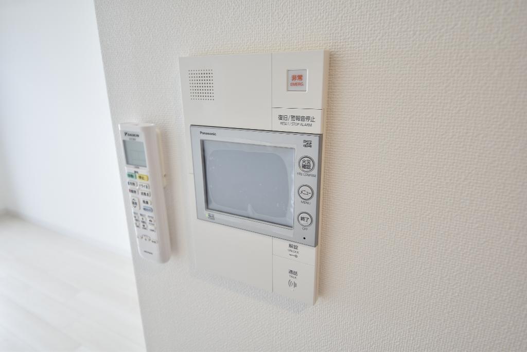拡大写真:S‐RESIDENCE名駅WEST 10階1007のカメラ付インターホン