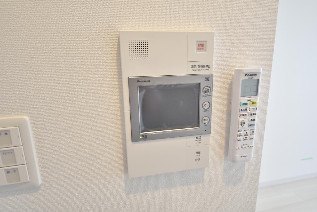 拡大写真:S‐RESIDENCE名駅WEST 9階905のカメラ付インターホン