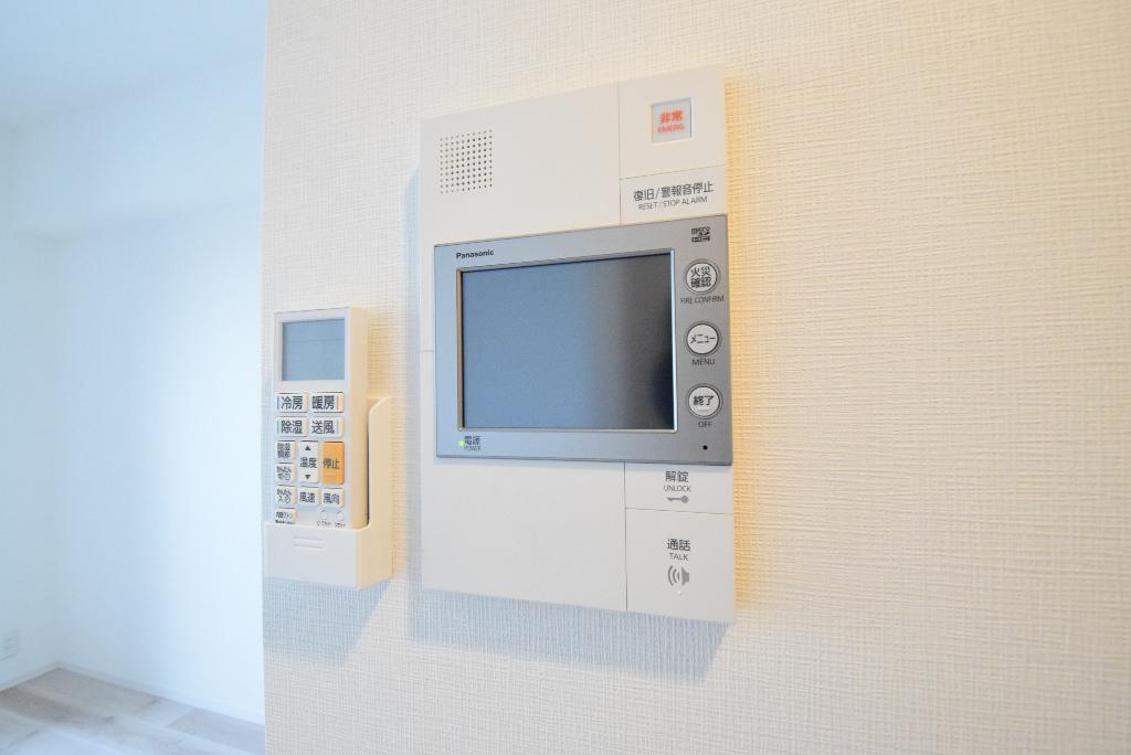 拡大写真:S-RESIDENCE熱田II 12階1201のカメラ付インターホン
