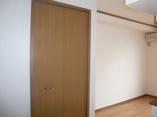 拡大写真:アンテノール 2階201のクローゼット