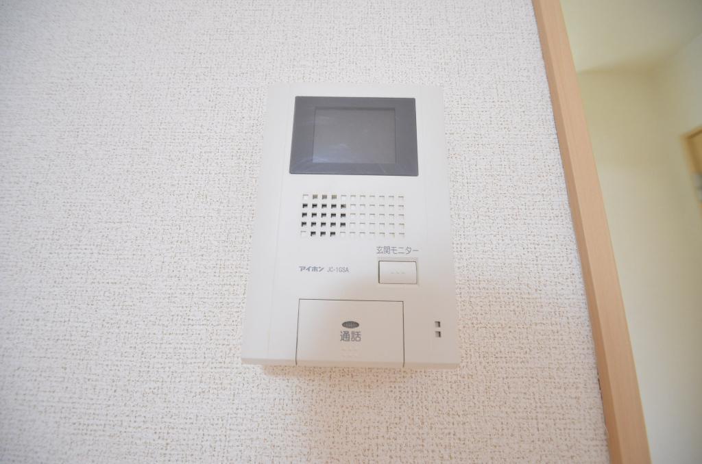 拡大写真:マインシュロス3 1階103のカメラ付インターホン
