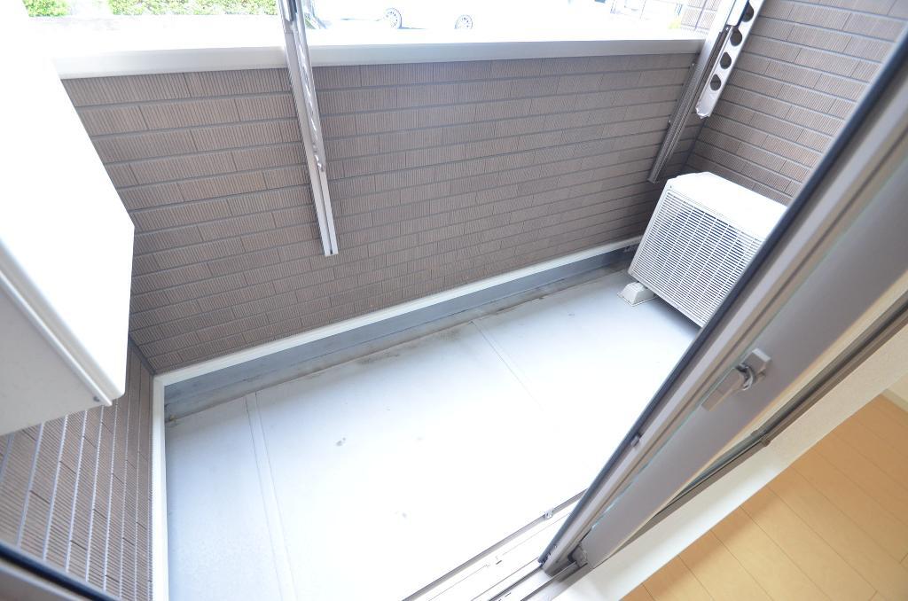拡大写真:マインシュロス3 1階103のバルコニー