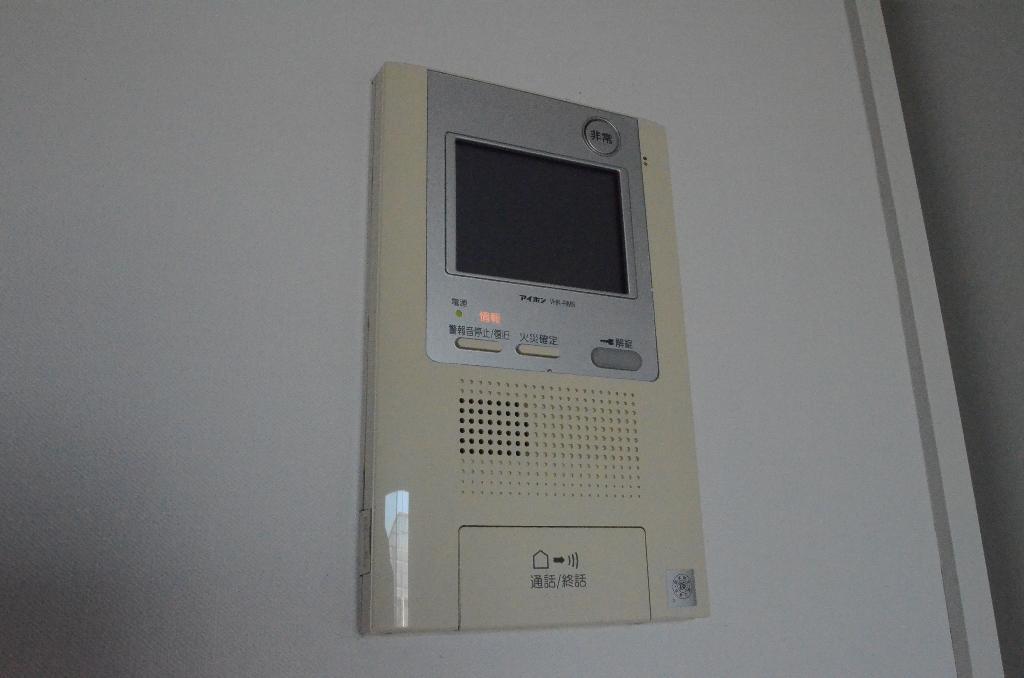 拡大写真:アマーレ東海通 9階910のカメラ付インターホン