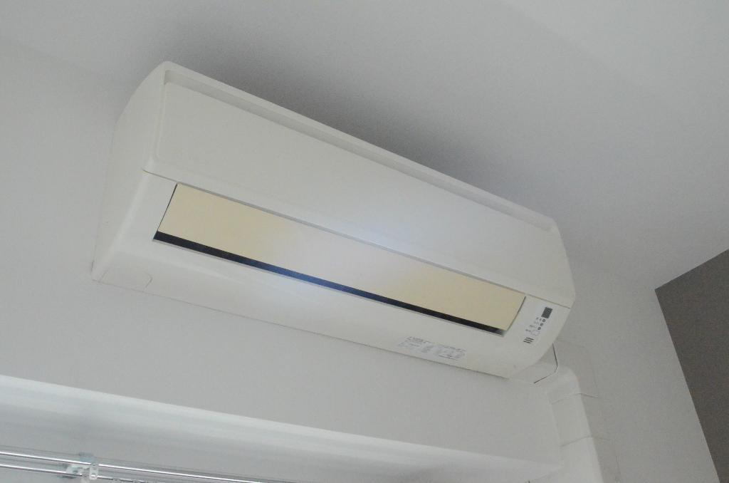 拡大写真:アマーレ東海通 9階910のエアコン