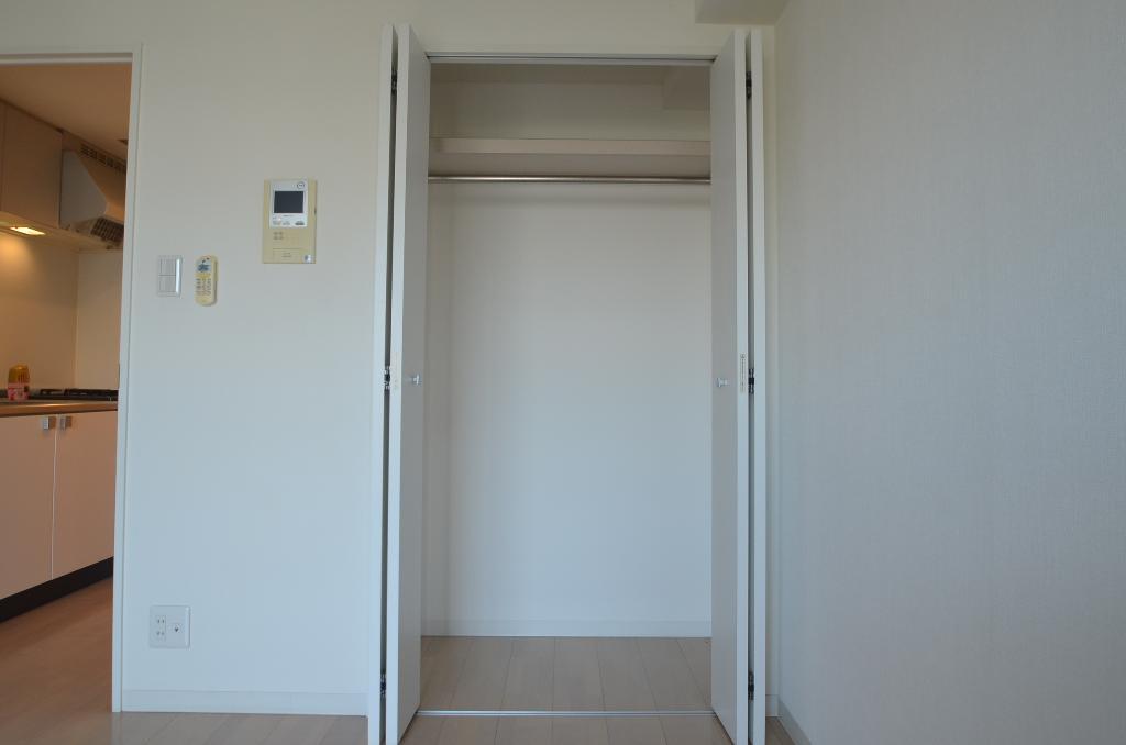 拡大写真:アマーレ東海通 9階910のクローゼット