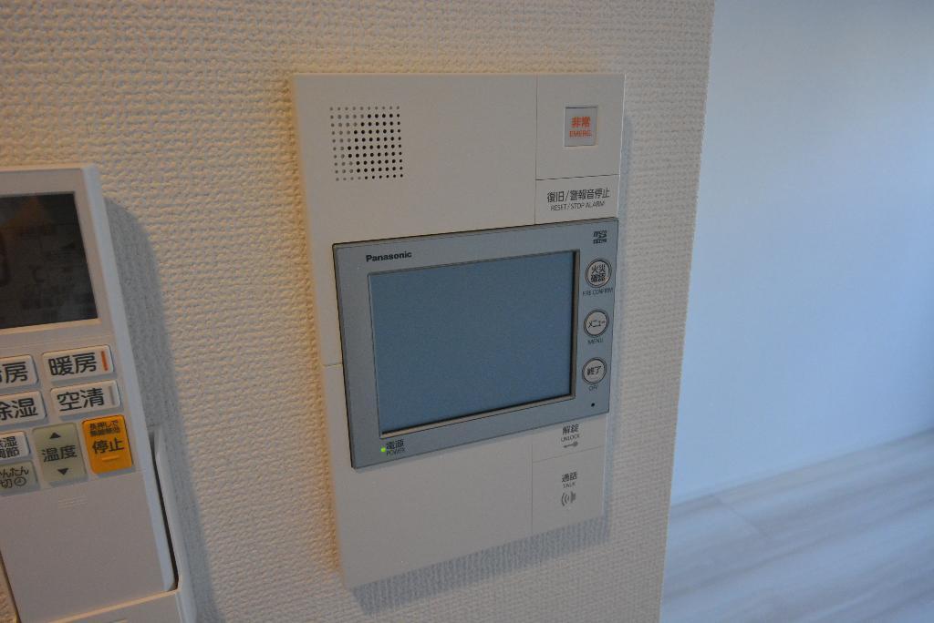 拡大写真：Ｓ-ＲＥＳＩＤＥＮＣＥ名駅ＮｏｒｔｈⅡ 5階505のカメラ付インターホン