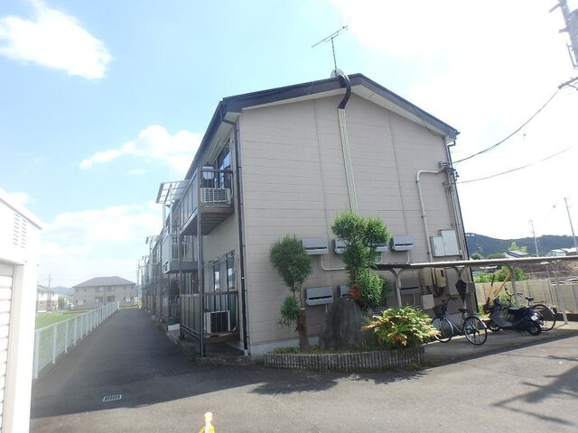 拡大写真:SKY グリュックファミリエ 1階210の外観
