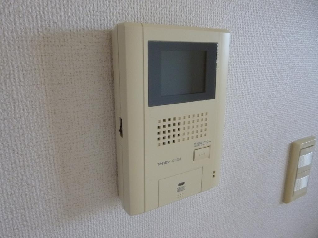 拡大写真:ラフレシール ノア 1階101のカメラ付インターホン