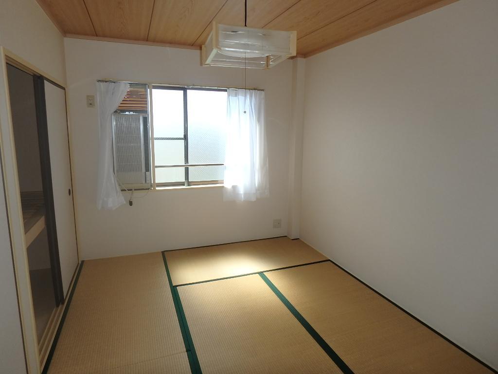 拡大写真:SKY グリュックファミリエ 1階210の寝室