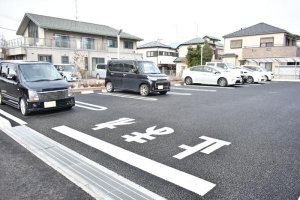 拡大写真:アウレスト 2階202の駐車場