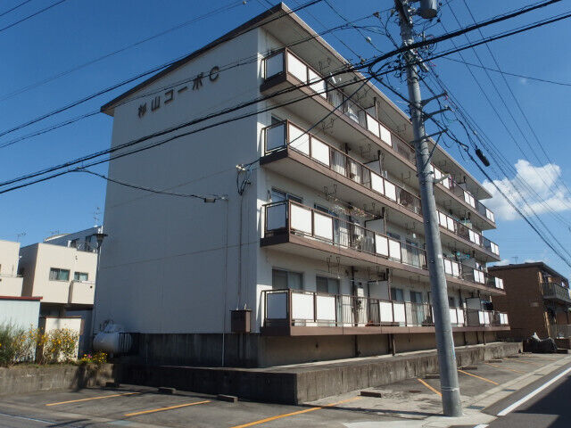杉山コーポCの外観