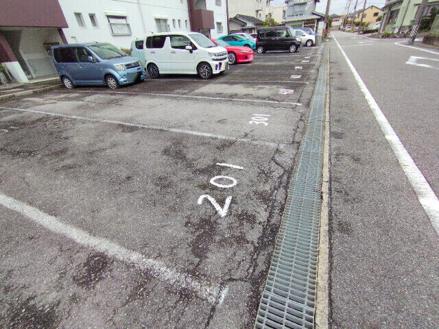 拡大写真:シャトー江口 2階205の外観