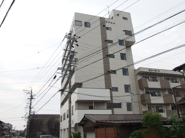 拡大写真:KFビル 3階301の外観