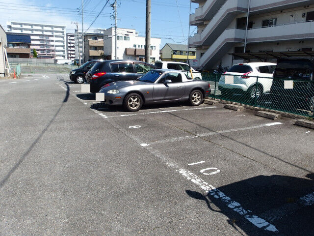 拡大写真:城前ハイツB 2階201の外観
