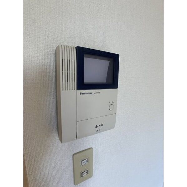 拡大写真:オワゾーモンターニュ 1階105のセキュリティ